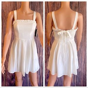 Xtraordinary size small NWT beautiful summer bow on back sun dress